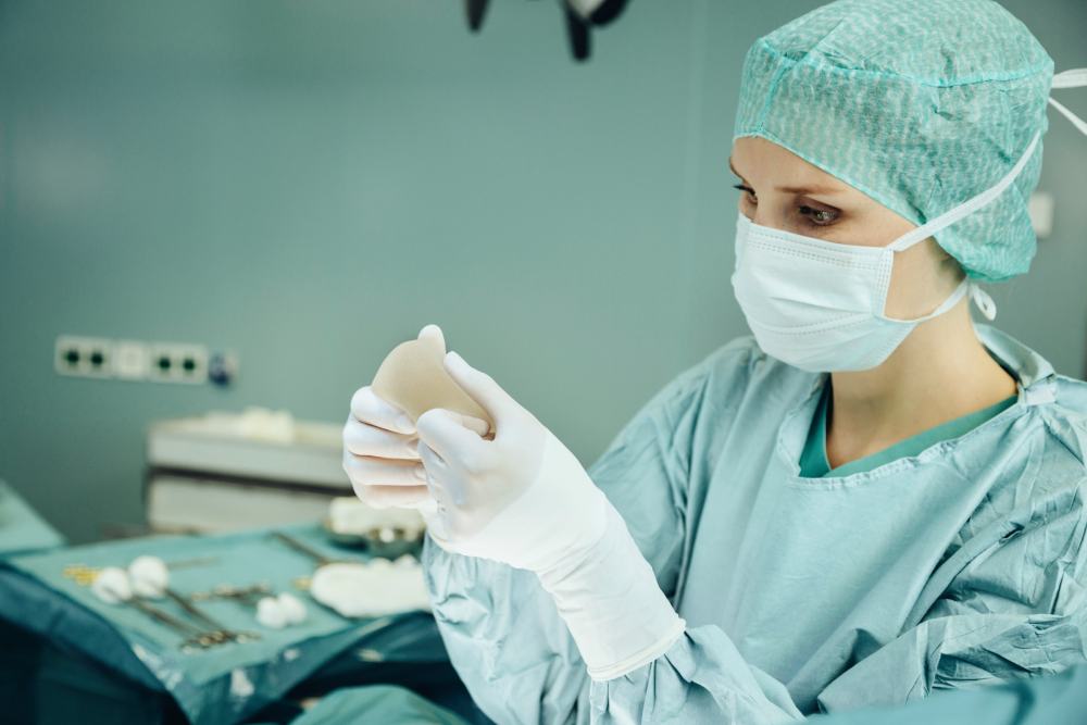 Jel Mikroprotezler | Göğüs Protezi